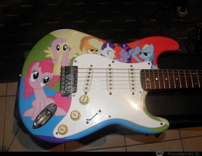 Kucykowa gitara