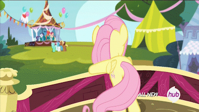 Fluttershy kręci zadem